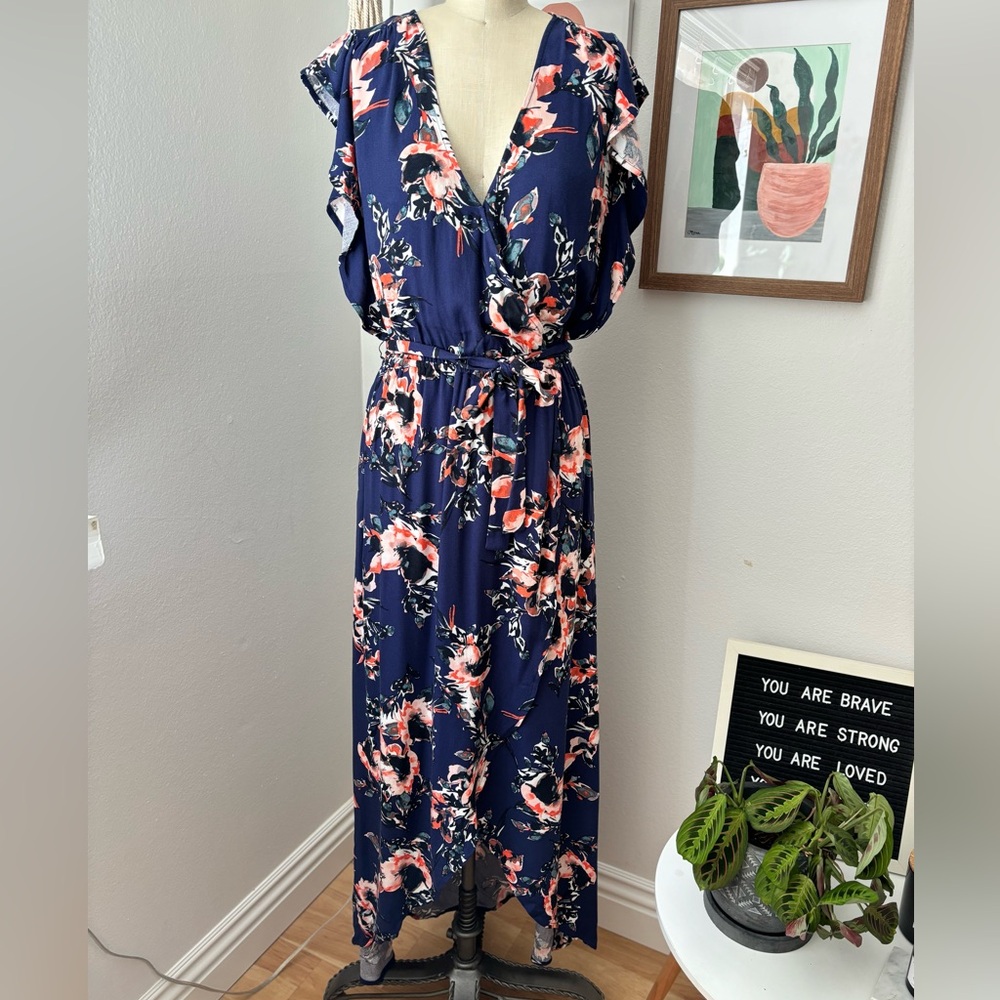 NEW Splendid floral long dress.